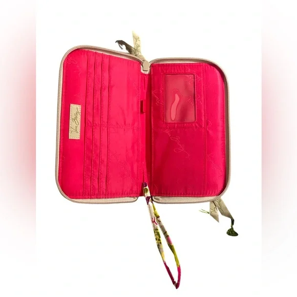 NWOT Vera Bradley Make Me Blush wristlet/wallet - Picture 3 of 6